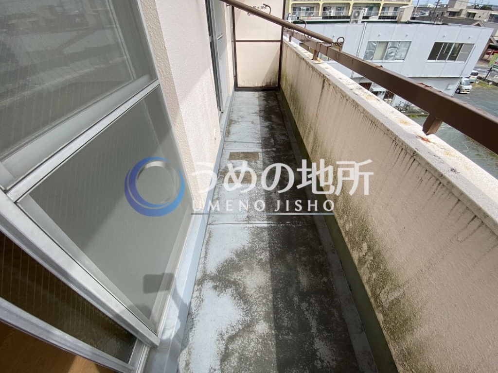 バルコニー　バルコニー