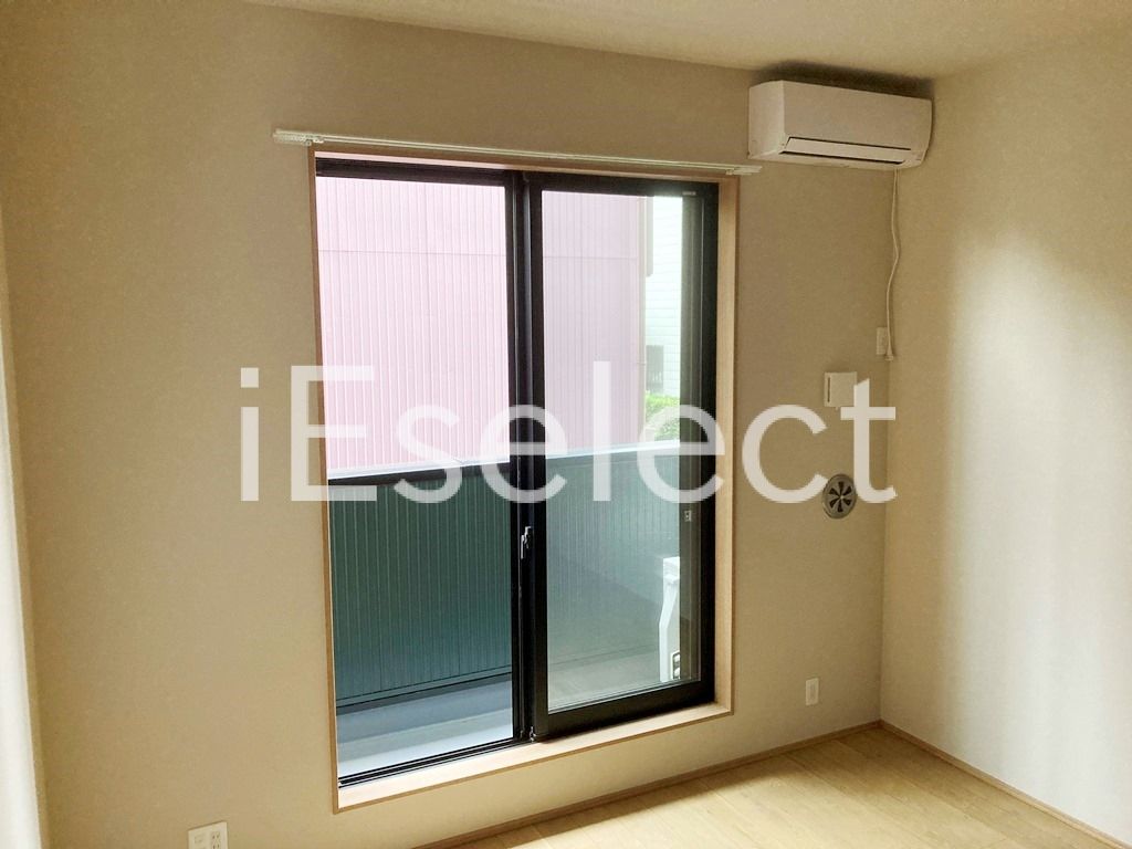 居室・リビング　明るくキレイなリビングルーム♪