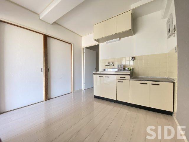 居室・リビング　※別室参考画像