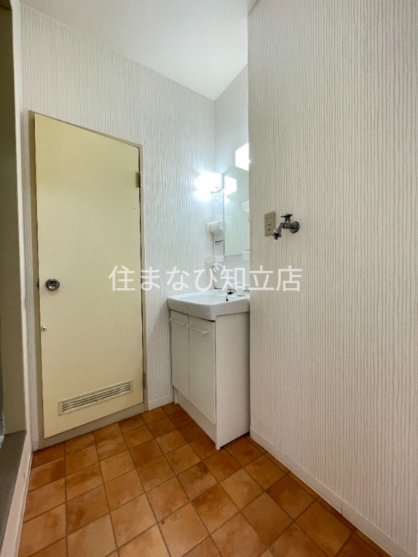 洗面設備　同型別部屋写真