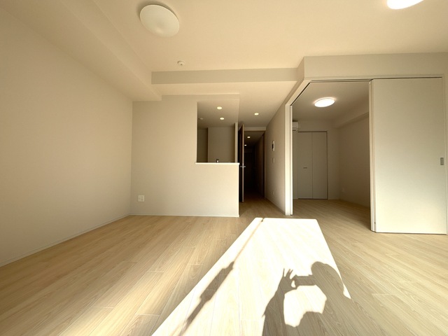 居室・リビング　※別室参考写真（内装色が変更になる可能性あり）