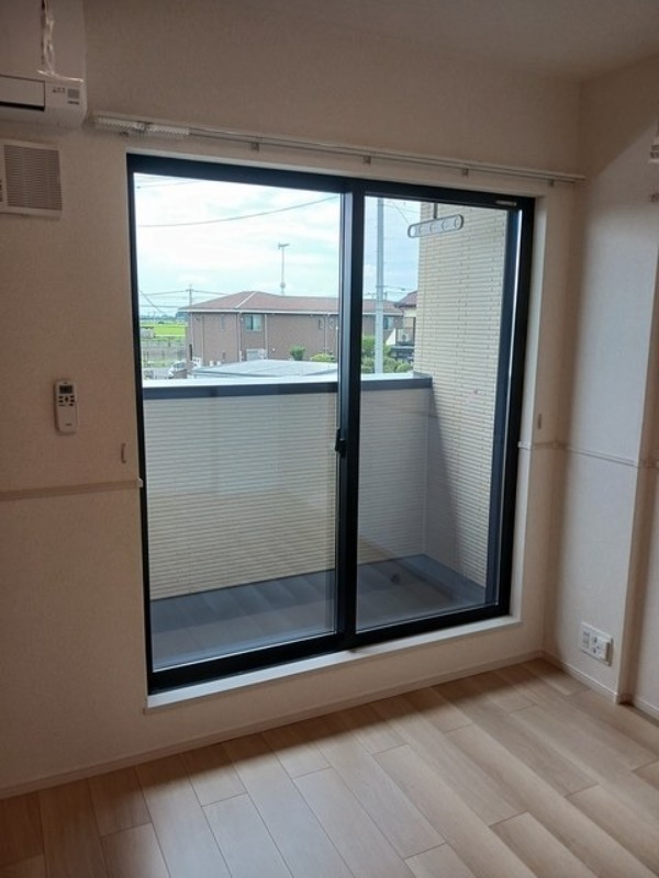 バルコニー　図面と現状に相違がある場合には現状を優先