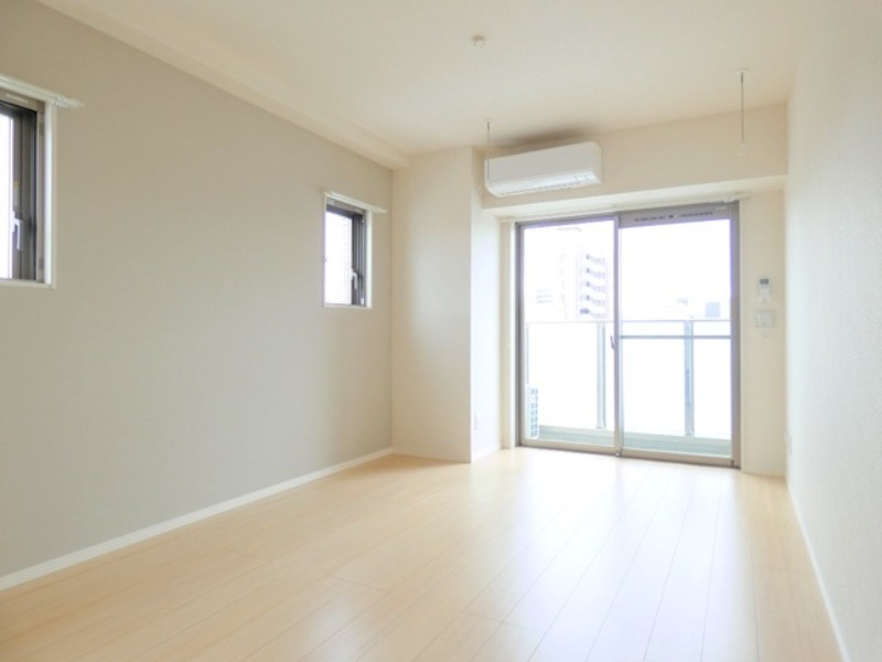 居室・リビング　図面と現状に相違がある場合には現状を優先