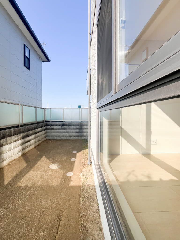 バルコニー　日当たり良好です。