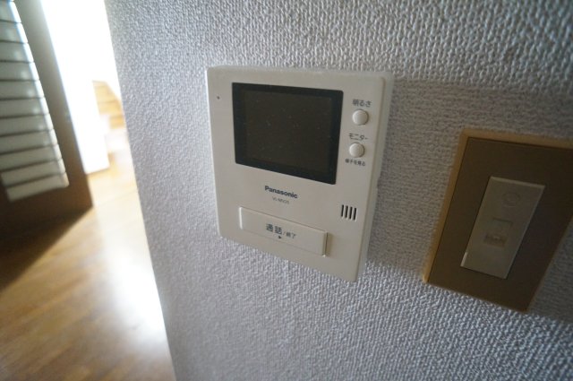 セキュリティ　モニターホンです