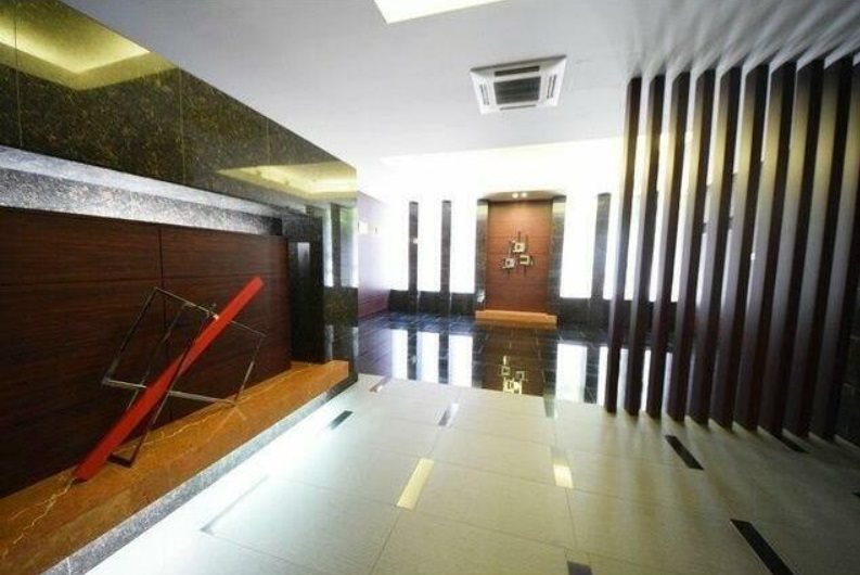 エントランス　★見学予約受付中★