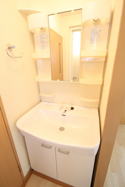 洗面設備　※別室の参考写真の為、現況優先です。