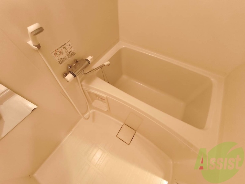 バス・シャワールーム　お風呂です。ゆっくりお風呂につかるのも体に良いですね～