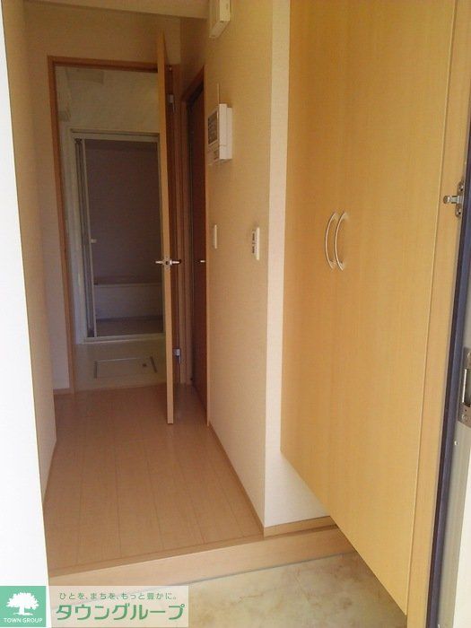 玄関　お問合せはタウンハウジングまで！※現地待合わせ相談可能
