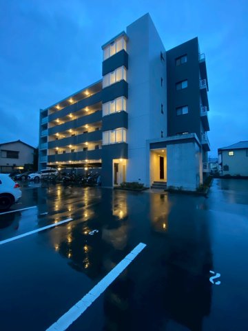 建物外観　建物外観を気になさる方へ、見た目の良い物件です