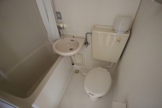 バス・シャワールーム　※別号室の写真です