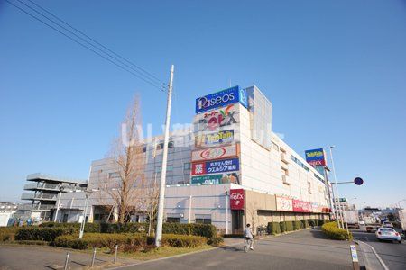 ショッピングセンター　パトリア東大宮（ショッピングセンター）まで859m