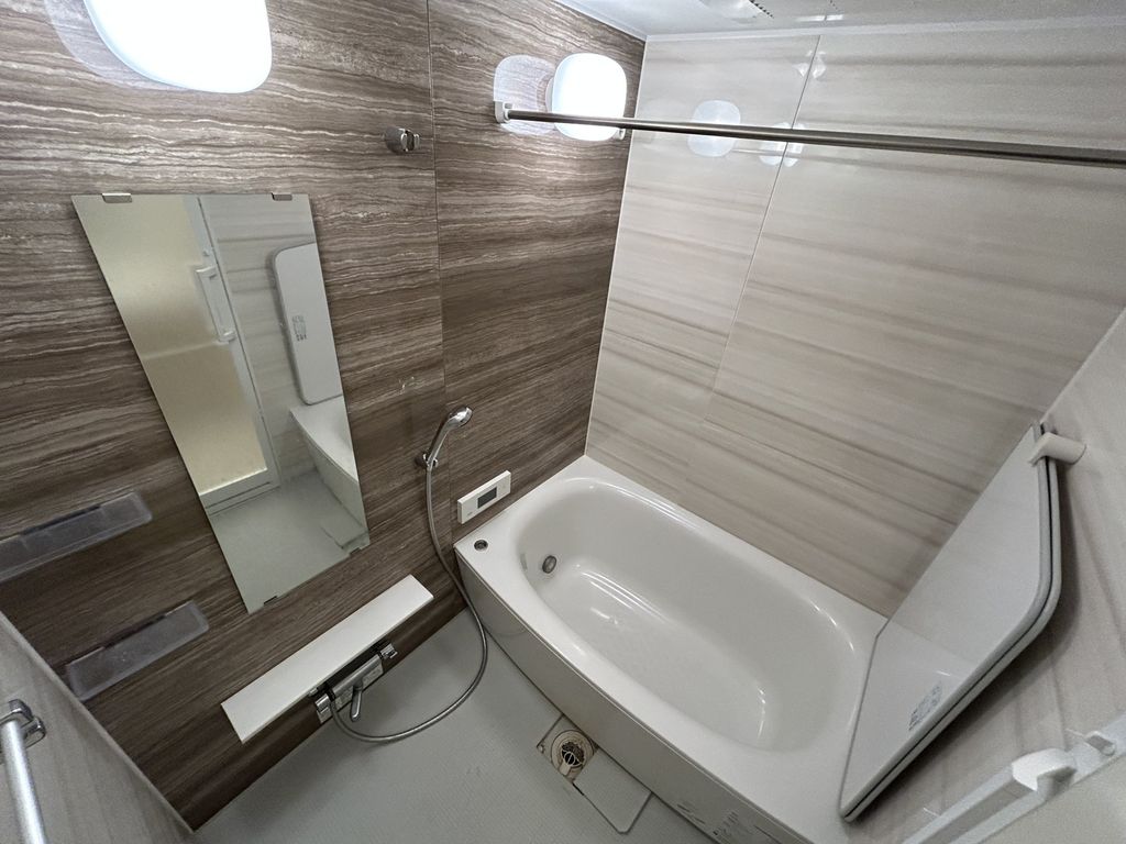 バス・シャワールーム　バス