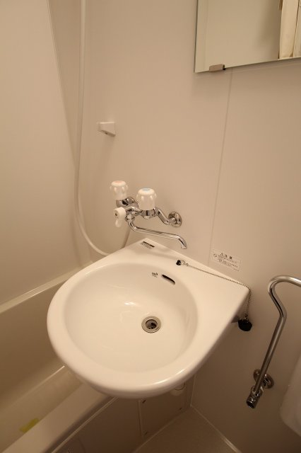 洗面設備　同物件、別号室のものです。