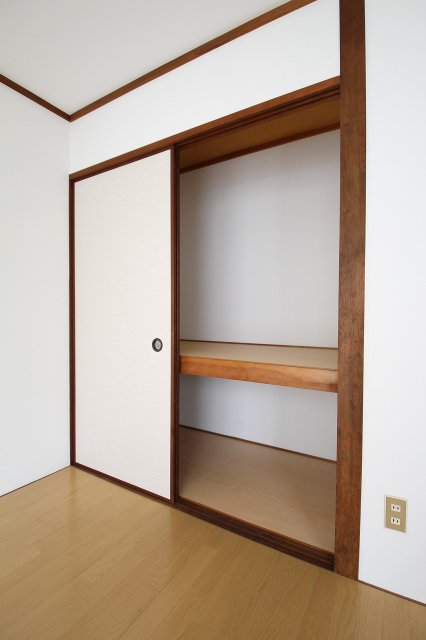 収納　同物件、別号室のものです。