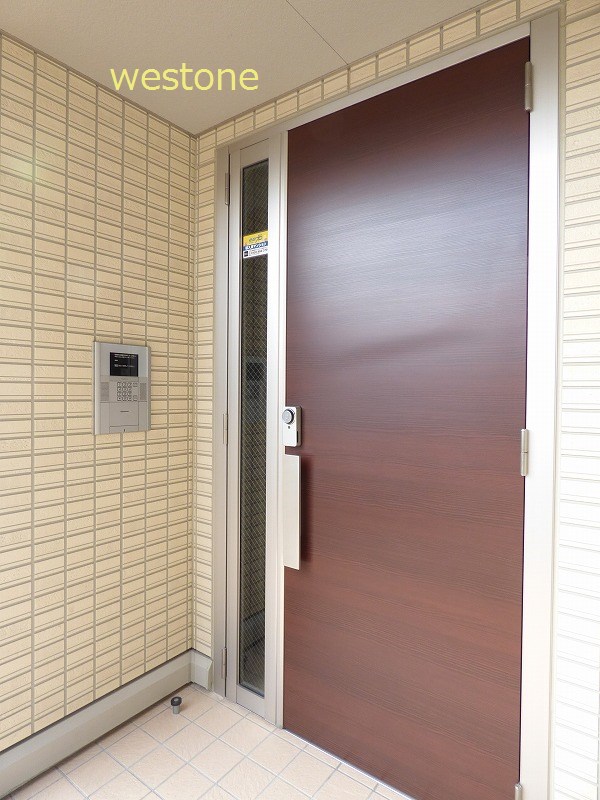 エントランス　安心・安全のオートロック