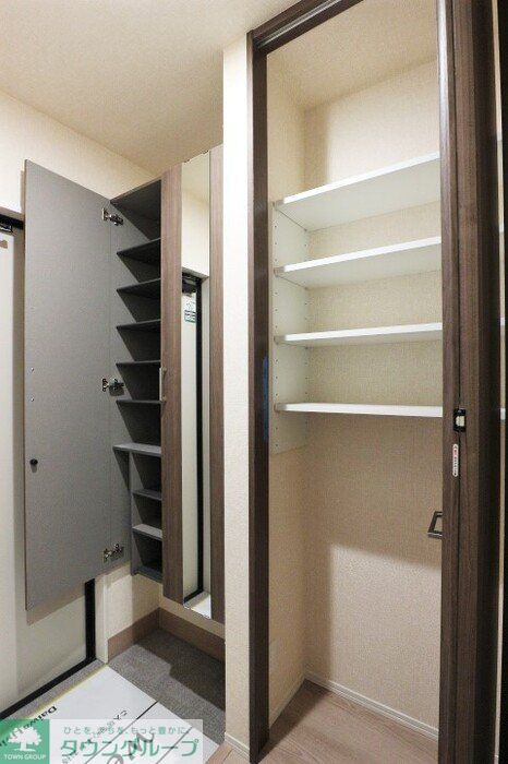 玄関　収納