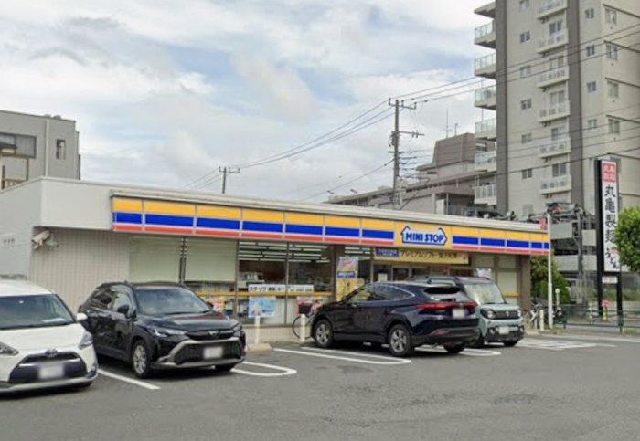 コンビニ　ミニストップ（コンビニ）まで50m