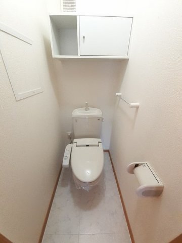 トイレ　落ち着いたトイレです