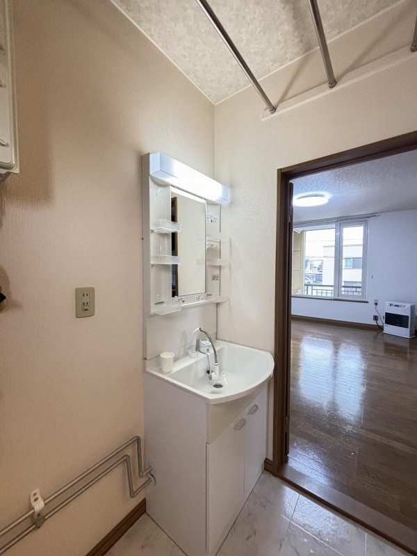 洗面設備　洗面・脱衣