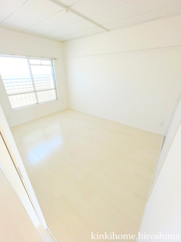 居室・リビング　写真は別のお部屋です。※現況を優先