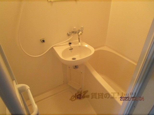 バス・シャワールーム　バス