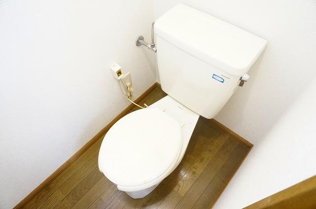 トイレ　トイレ