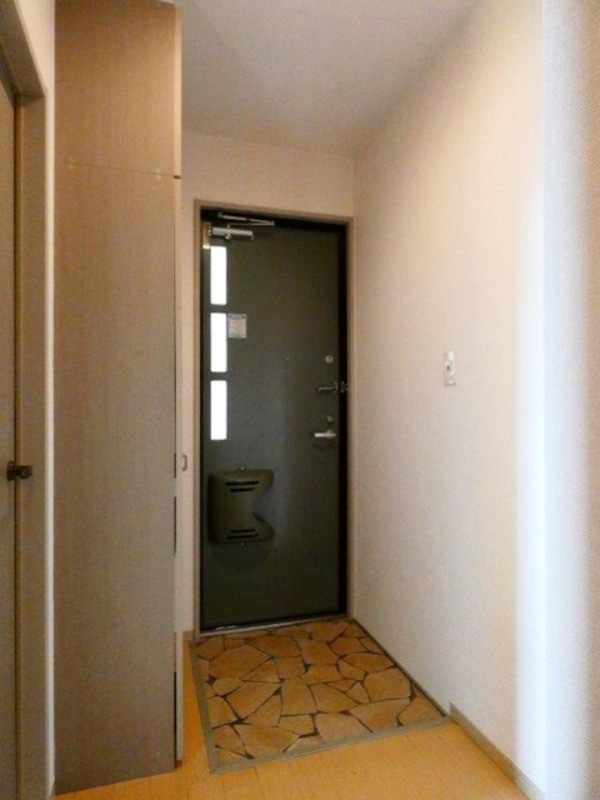 玄関　図面と現状に相違がある場合には現状を優先