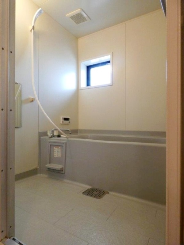 バス・シャワールーム　図面と現状に相違がある場合には現状を優先