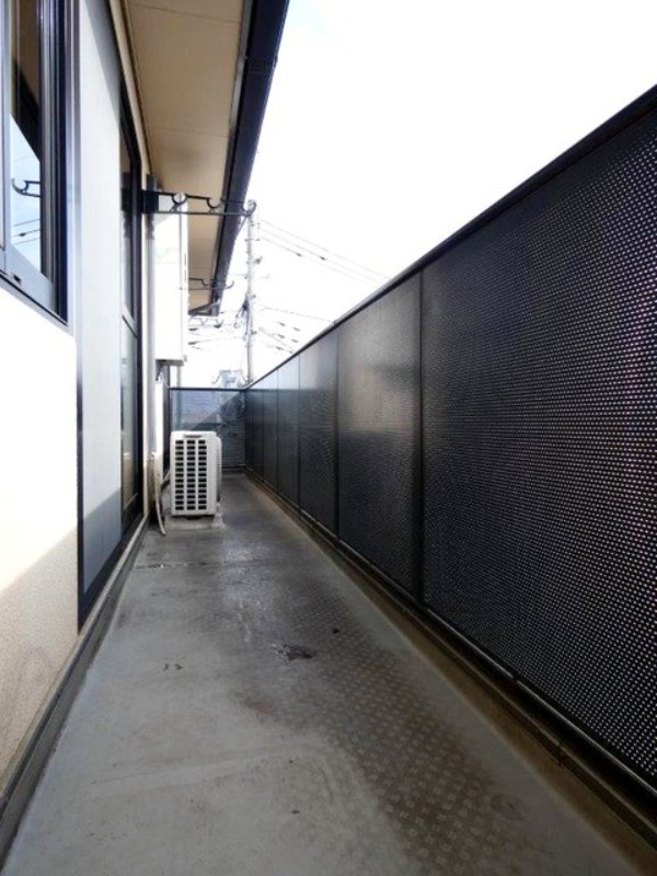 バルコニー　図面と現状に相違がある場合には現状を優先