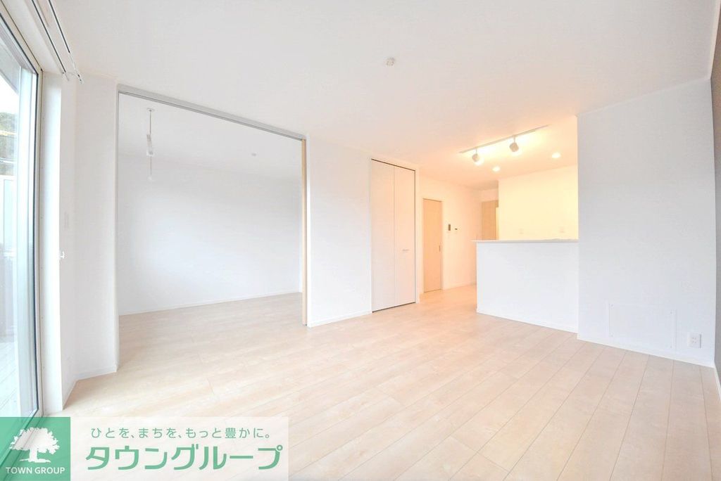 居室・リビング　同施工会社サンプル写真です