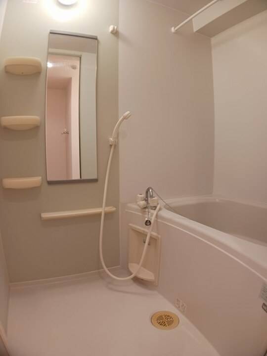 バス・シャワールーム　浴室