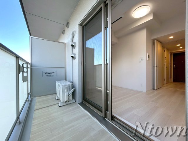 バルコニー　お洗濯にも便利なバルコニー付き