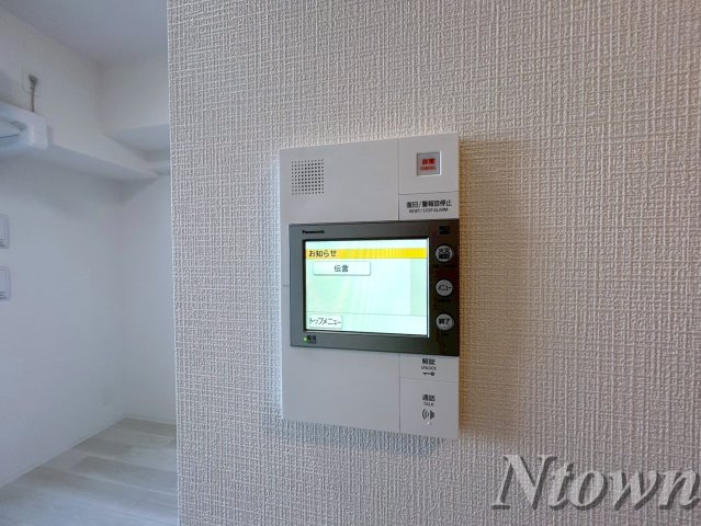 セキュリティ　モニター付きインターフォンです。
