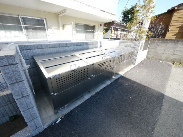 その他共有部分　★敷地内ゴミ置場★