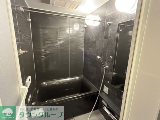 バス・シャワールーム　同一施工の参考写真