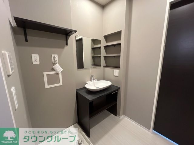 洗面設備　同一施工の参考写真