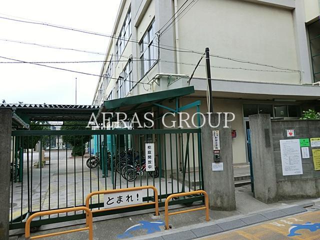 小学校　杉並区立和田小学校（小学校）まで1012m