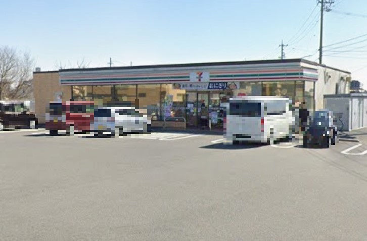 コンビニ　セブンイレブン 一宮乾町西店（コンビニ）まで585m