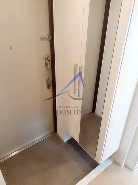 玄関　玄関です。