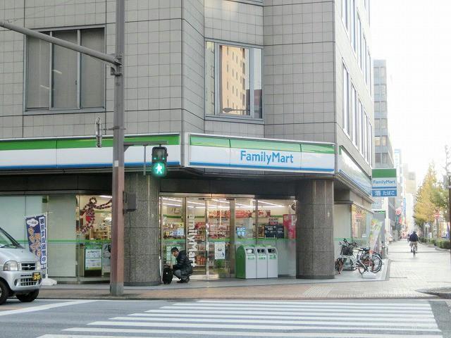 コンビニ　ファミリーマート小倉鍛冶町二丁目店（コンビニ）まで450m