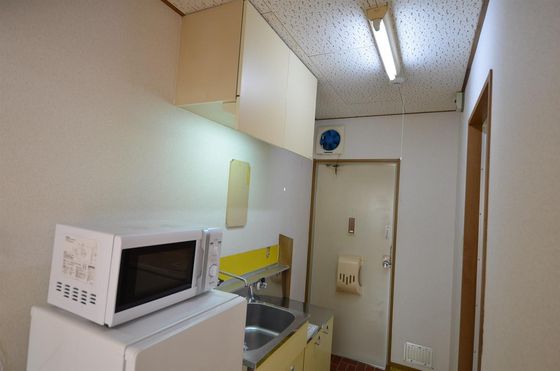 玄関　※他号室の写真です。