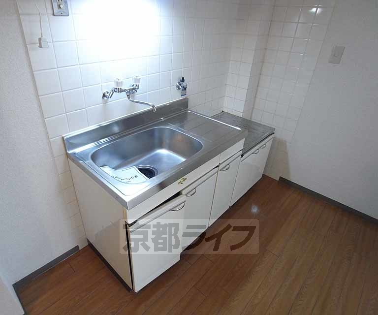 キッチン　・お問い合わせは京都ライフ出町柳店まで・
