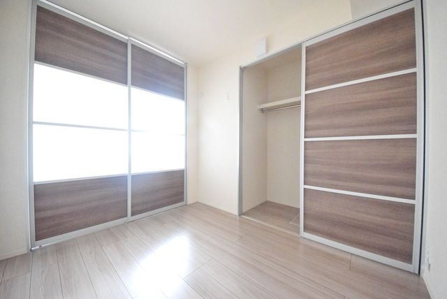 その他部屋・スペース　★綺麗なフローリングとクロスがお洒落なお部屋★