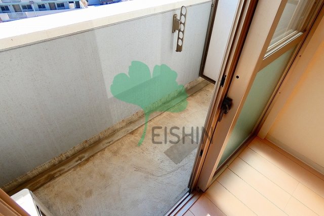 バルコニー　奥行きのあるバルコニーです