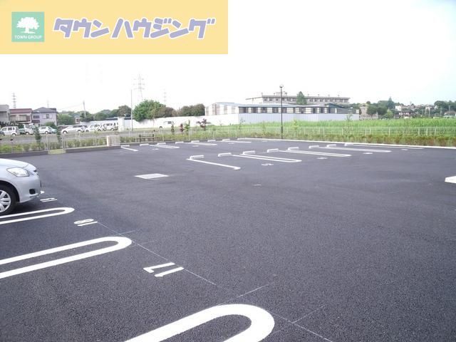 駐車場　敷地内の駐車場