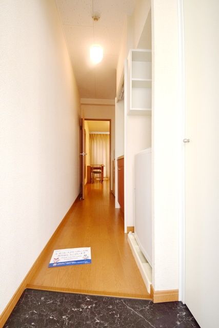 レオパレスグランツIIの玄関写真