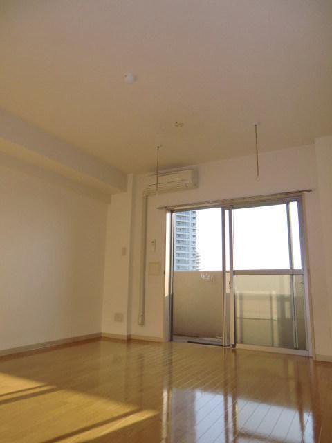 居室・リビング　明るい室内です