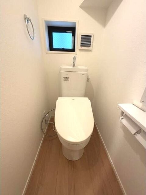 トイレ　温水洗浄便座機能