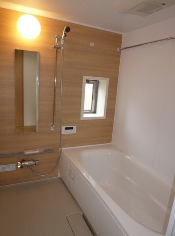 バス・シャワールーム　図面と現状に相違がある場合には現状を優先